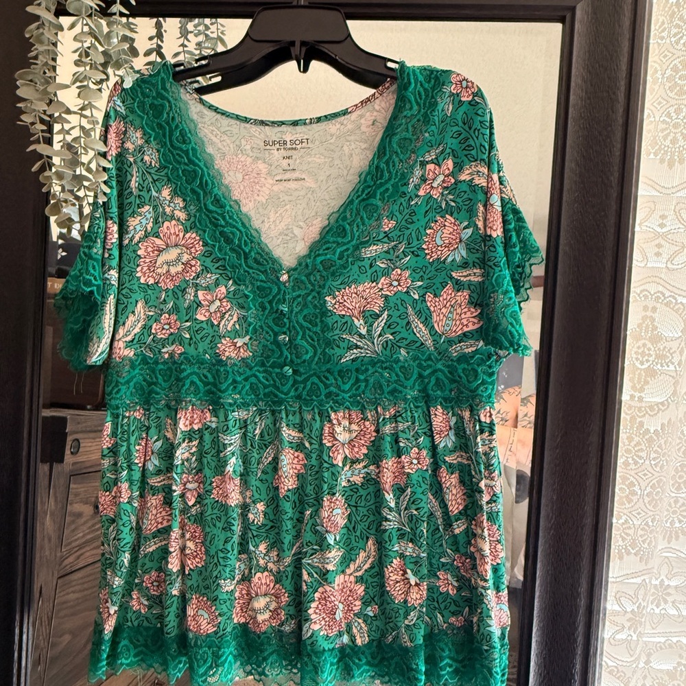 Torrid Teal Floral Lace Blouse